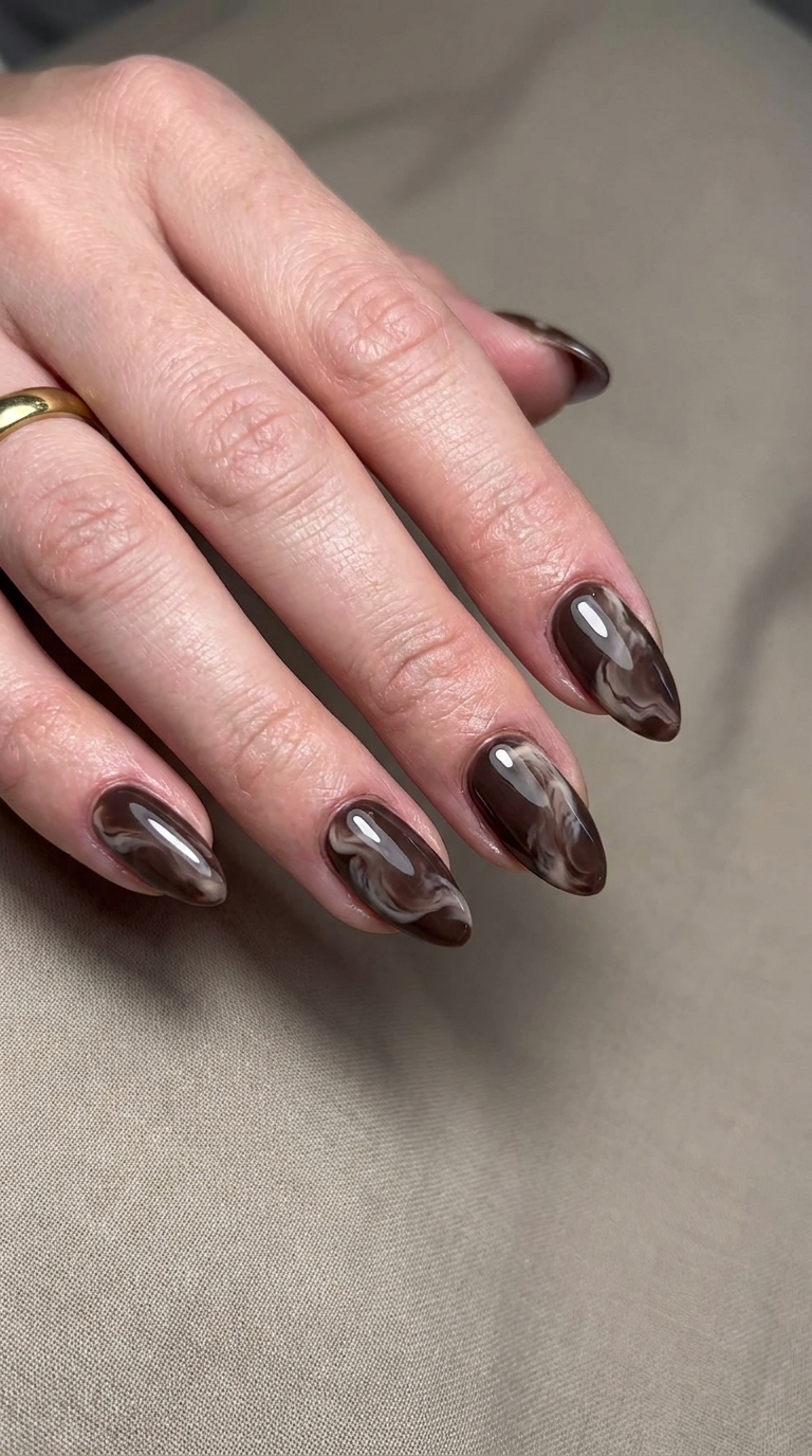 13 Brown Nail Designs That Quietly Scream Luxury